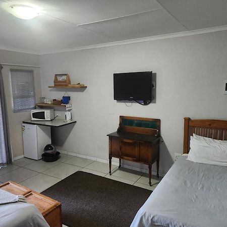 Mimosa Guesthouse Colesberg Εξωτερικό φωτογραφία