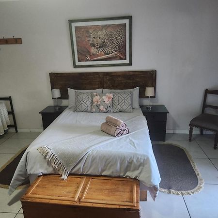Mimosa Guesthouse Colesberg Εξωτερικό φωτογραφία